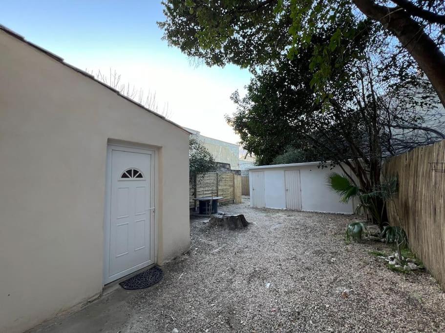 Tres Bel Appartement Neuf Avignon Extérieur photo